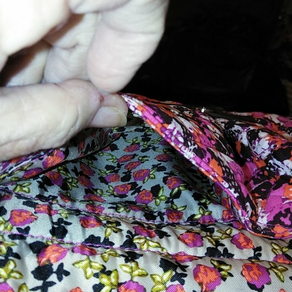 Vera Bradley Bag NWT. BNWT 😃😃 - Picture 8 of 10